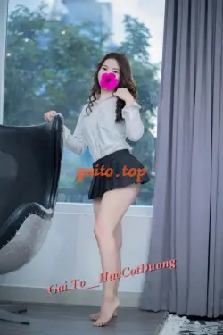 Gái Văn Phòng Như Lan_Dáng Ngon Mặt Dâm Nhìn Quá Kích Thích Luôn