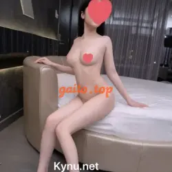 Linh Anh - Siêu mẫu chân dài, lần đầu tiên lên sóng