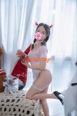 HANA gái xinh NGỰC KHỦNG, ĐẪY ĐÀ, CHÂN ÁI LÀ ĐÂY