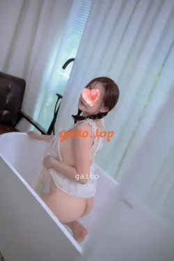 Quyền Quyên - Lần Đầu Ra Mắt Web Mới Tinh Cho Ae Trải Nghiệm