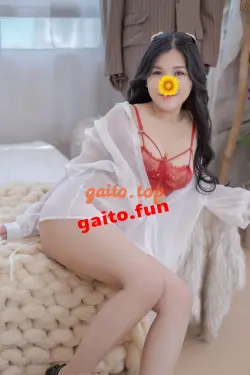 YURI XINH XẮN DÁNG NGƯỜI LOLI MỚI VÀO NGHỀ ĐI LÀM