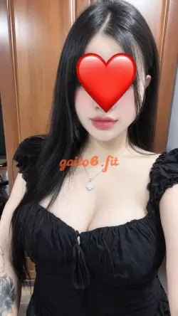HOT GIRL❤️TRÚC LINH 2K4❤️HÀNG NGON-LỒN BÓT-BODY HẤP DẪN
